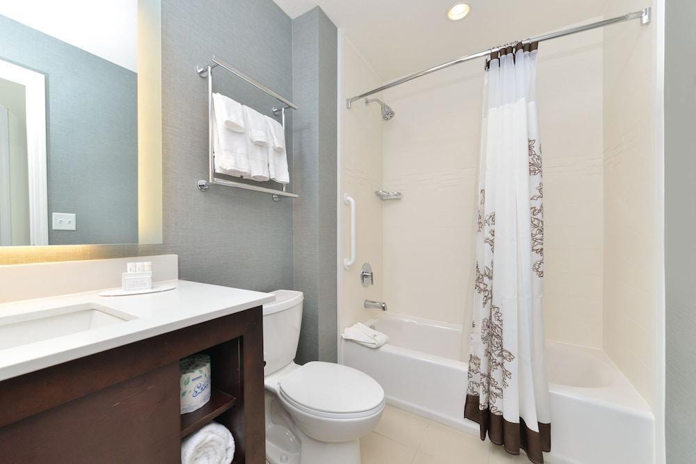 Hampton Inn & Suites Des Moines Downtown Екстериор снимка