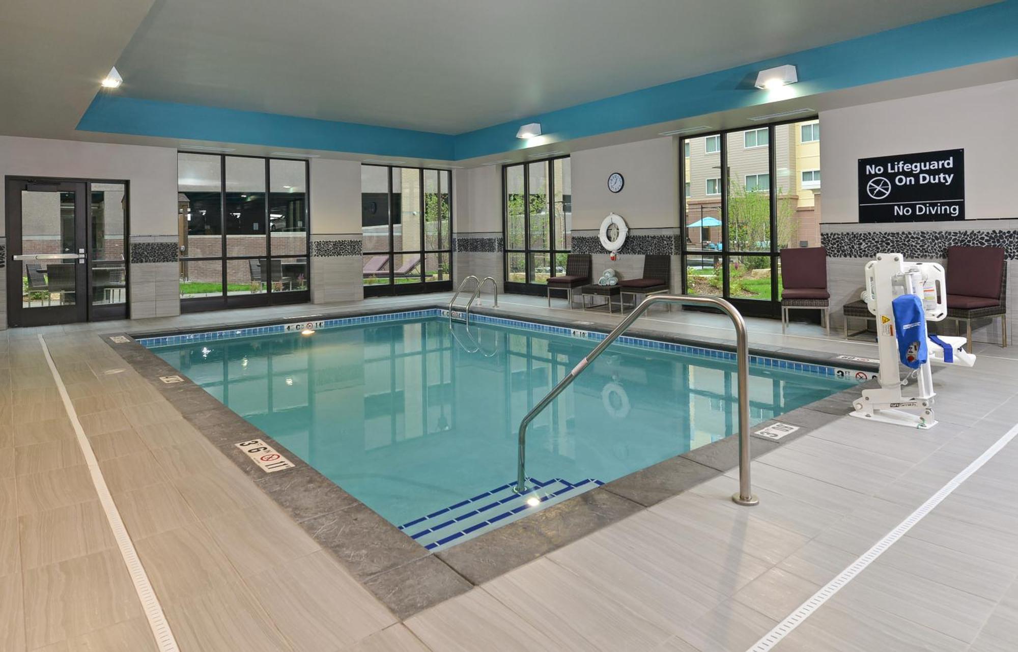 Hampton Inn & Suites Des Moines Downtown Екстериор снимка