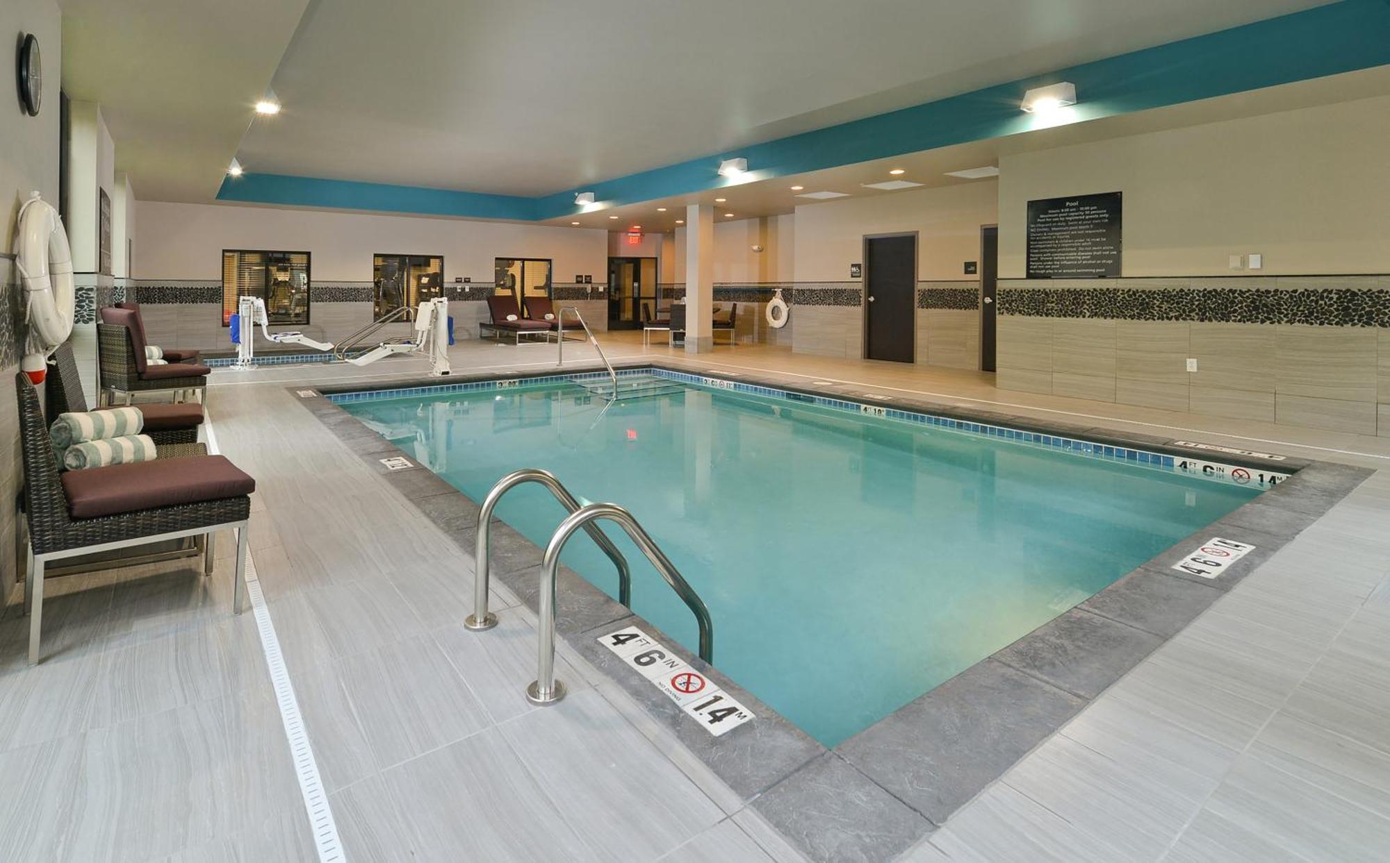 Hampton Inn & Suites Des Moines Downtown Екстериор снимка