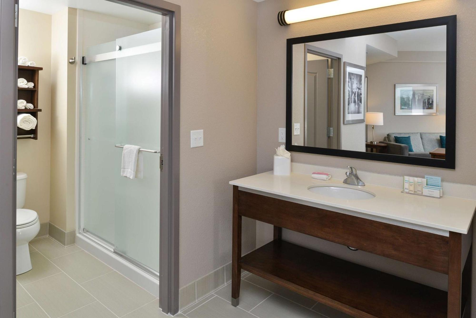 Hampton Inn & Suites Des Moines Downtown Екстериор снимка