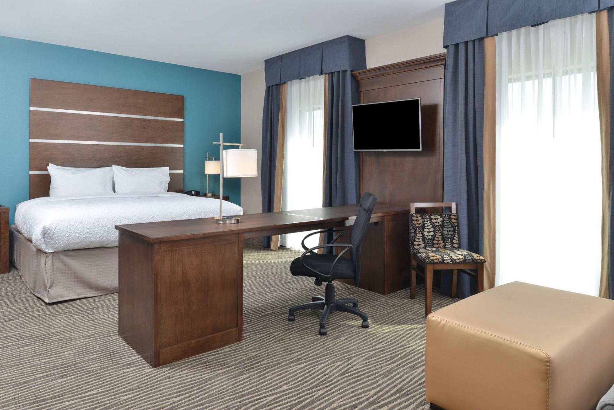 Hampton Inn & Suites Des Moines Downtown Екстериор снимка