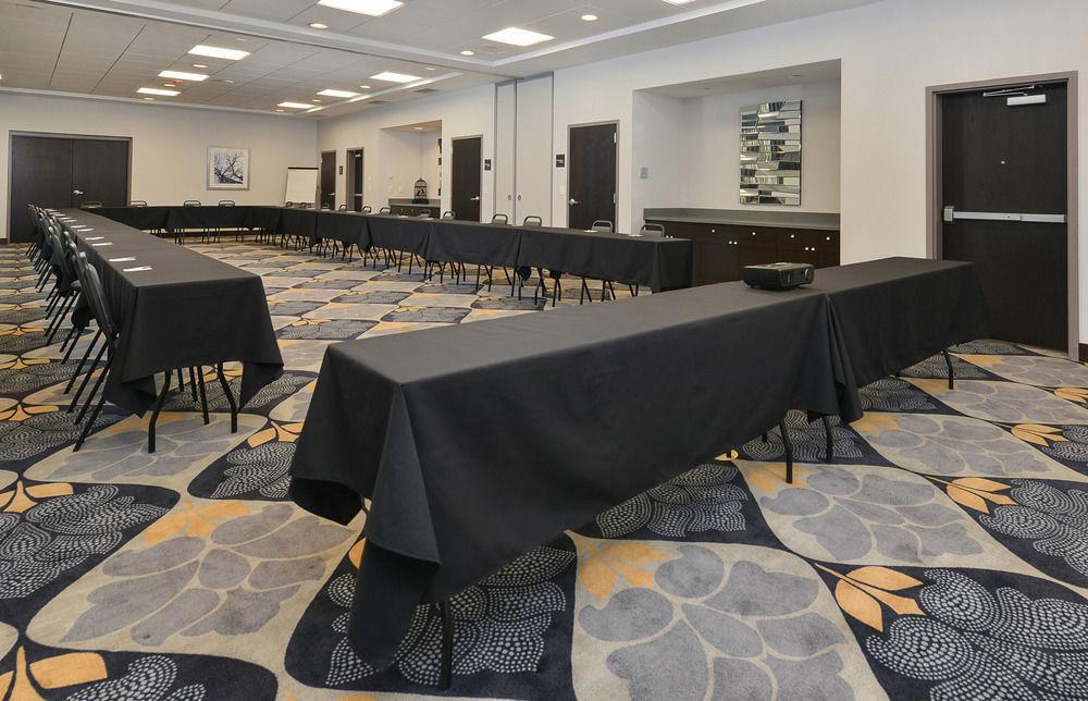 Hampton Inn & Suites Des Moines Downtown Екстериор снимка